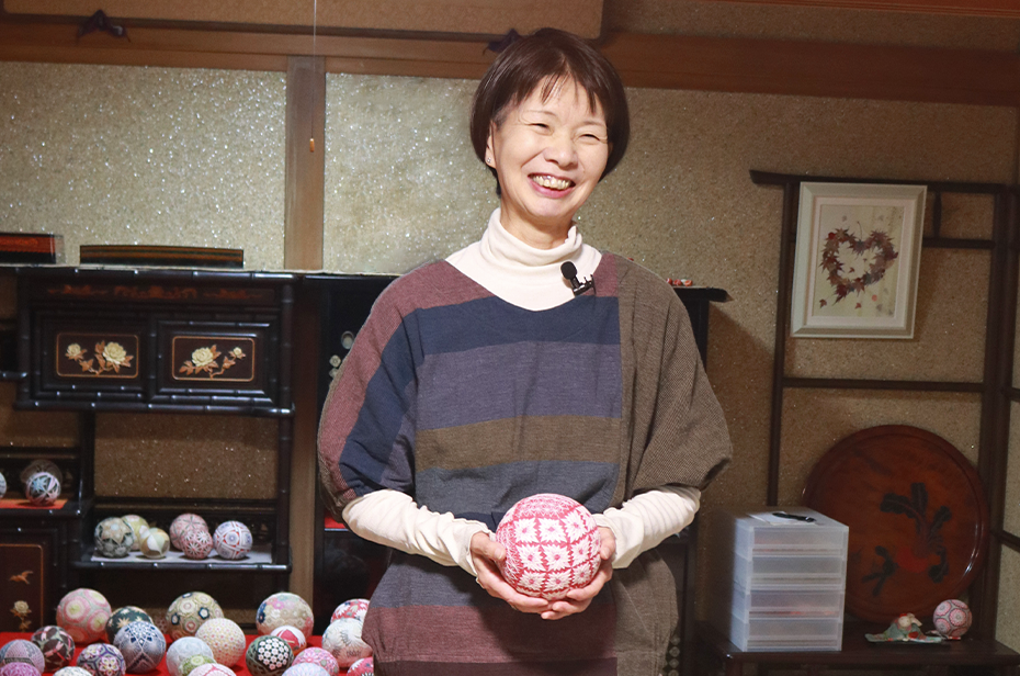 讃岐かがり手まり<br>寄能由香里